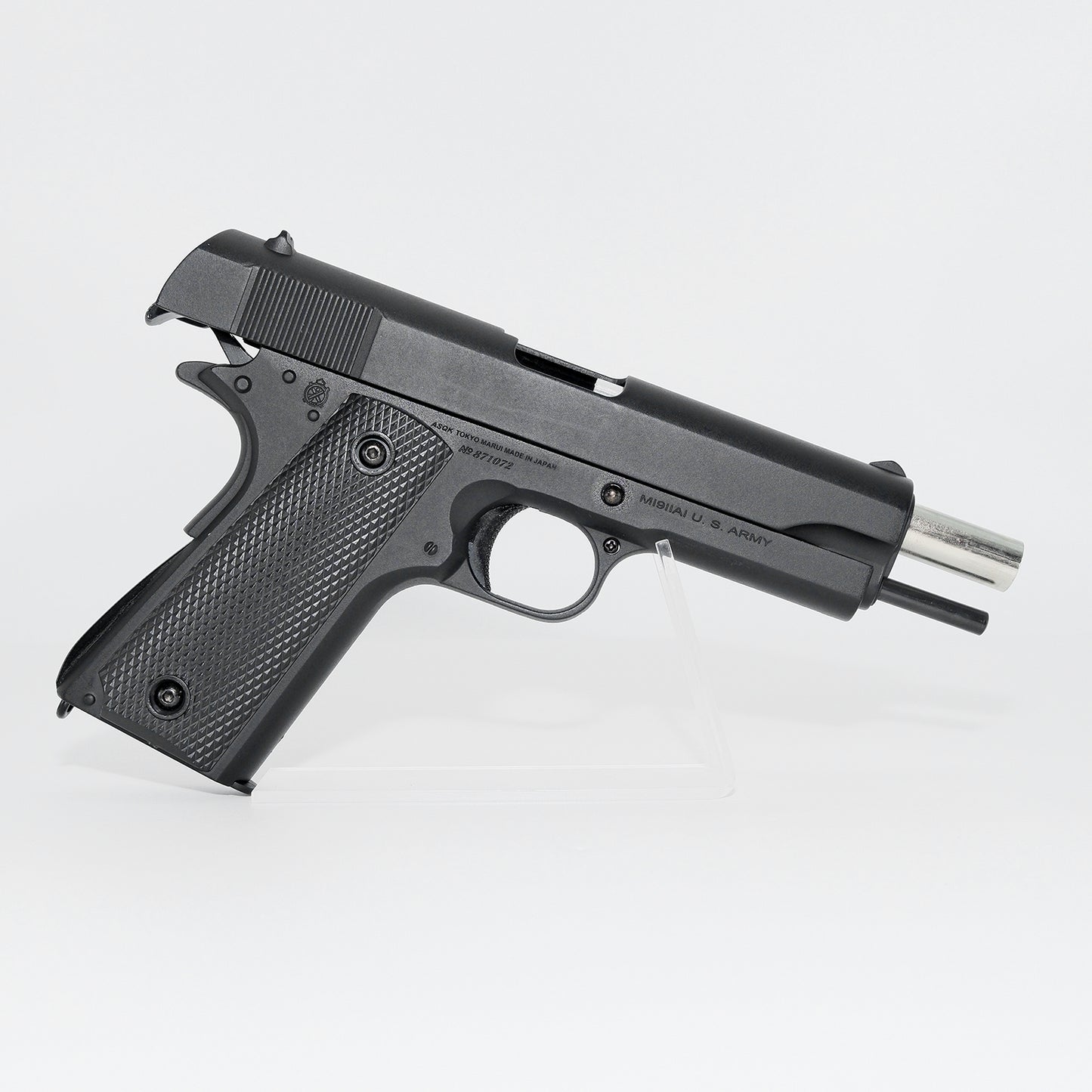 Black Hawk II 1911 bb gun, manual 6mm plastic bbs, Metal gun body and magazine