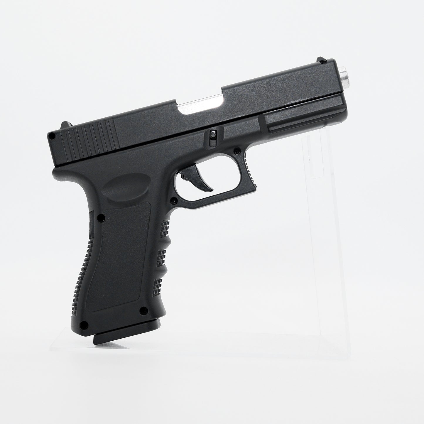 Black Hawk G17 bb gun, manual 6mm plastic bbs, Metal gun body and magazine